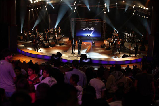 موج هادر هزّ مسرح نيوستار.. رحبوا بالنيوستار 2011 ماندو جريس من فسوطه صورة رقم 14 موج هادر هزّ مسرح نيوستار.. رحبوا بالنيوستار 2011 ماندو جريس من فسوطه صورة رقم 14