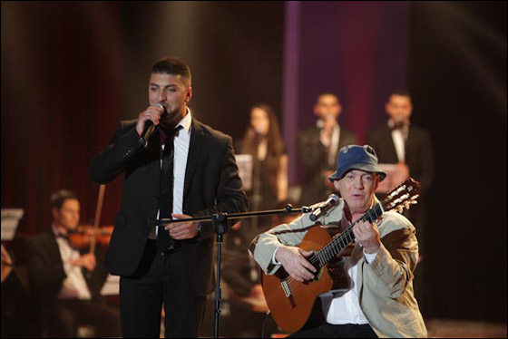 موج هادر هزّ مسرح نيوستار.. رحبوا بالنيوستار 2011 ماندو جريس من فسوطه صورة رقم 43 موج هادر هزّ مسرح نيوستار.. رحبوا بالنيوستار 2011 ماندو جريس من فسوطه صورة رقم 43