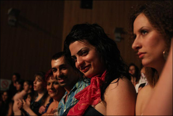 موج هادر هزّ مسرح نيوستار.. رحبوا بالنيوستار 2011 ماندو جريس من فسوطه صورة رقم 44 موج هادر هزّ مسرح نيوستار.. رحبوا بالنيوستار 2011 ماندو جريس من فسوطه صورة رقم 44