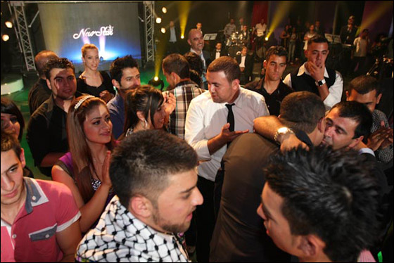 موج هادر هزّ مسرح نيوستار.. رحبوا بالنيوستار 2011 ماندو جريس من فسوطه صورة رقم 50 موج هادر هزّ مسرح نيوستار.. رحبوا بالنيوستار 2011 ماندو جريس من فسوطه صورة رقم 50