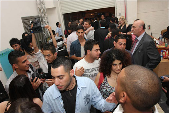 موج هادر هزّ مسرح نيوستار.. رحبوا بالنيوستار 2011 ماندو جريس من فسوطه صورة رقم 68 موج هادر هزّ مسرح نيوستار.. رحبوا بالنيوستار 2011 ماندو جريس من فسوطه صورة رقم 68