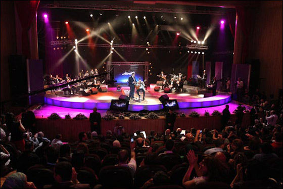 موج هادر هزّ مسرح نيوستار.. رحبوا بالنيوستار 2011 ماندو جريس من فسوطه صورة رقم 38 موج هادر هزّ مسرح نيوستار.. رحبوا بالنيوستار 2011 ماندو جريس من فسوطه صورة رقم 38