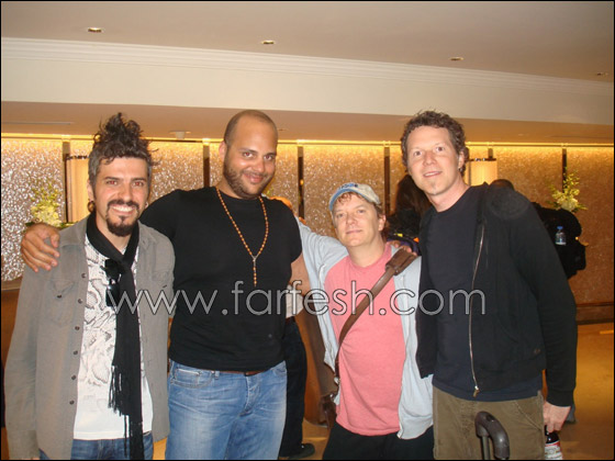 يوسف خيزران يخاطب شاكيرا ويلتقي بفريق عملها في بيروت  صورة رقم 6