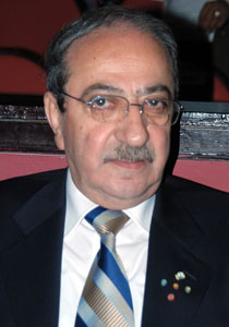 ابرز مواقف الفنانين السوريين: صادمة، جريئة، معارضة ومؤيدة! صورة رقم 2