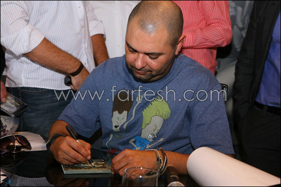 خالد مصطفى يطلق ألبومه الأول خالد مصطفى يطلق ألبومه الأول