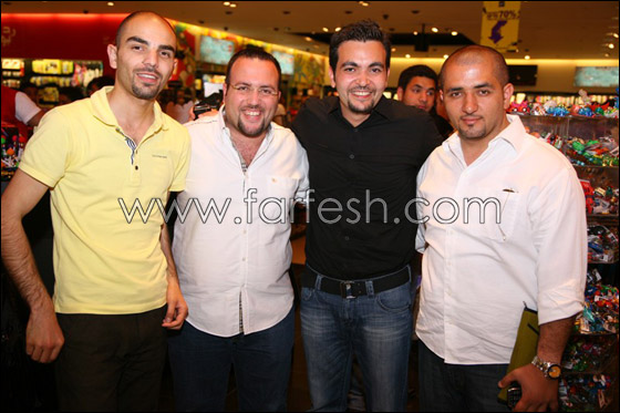 خالد مصطفى يطلق ألبومه الأول خالد مصطفى يطلق ألبومه الأول