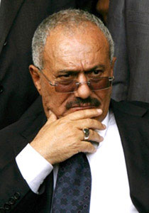 تعرض 40% من جسد الرئيس اليمني للحروق بعد استهداف منزله! صورة رقم 1