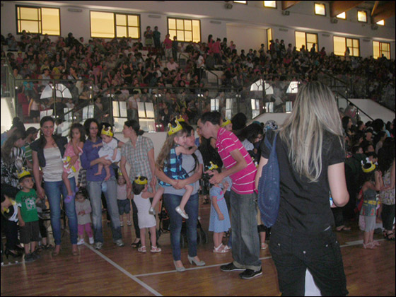 متيرنا تشارك الأطفال العرب احتفالاتهم بيوم الطفل العالمي  صورة رقم 4