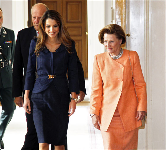 بعد الغضب والانتقادات.. الملكة رانيا تغيّر نمط حياتها!!    صورة رقم 6