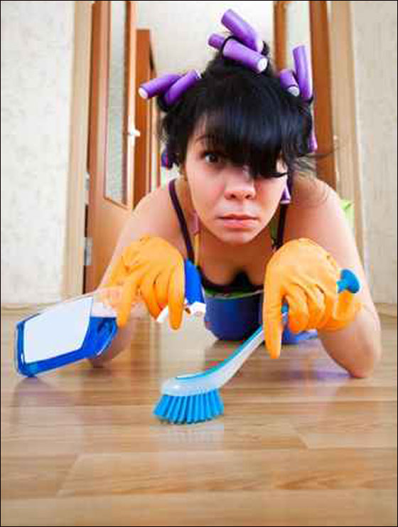 أسرة ألمانية تحتجز شابة وترغمها على القيام بالأعمال المنزلية!! صورة رقم 1