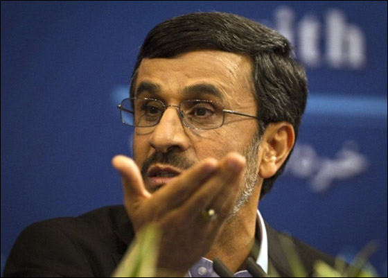 عرّاف يقرأ الطالع لنجاد ويتصل بالجن التابع للموساد الاسرائيلي   صورة رقم 5