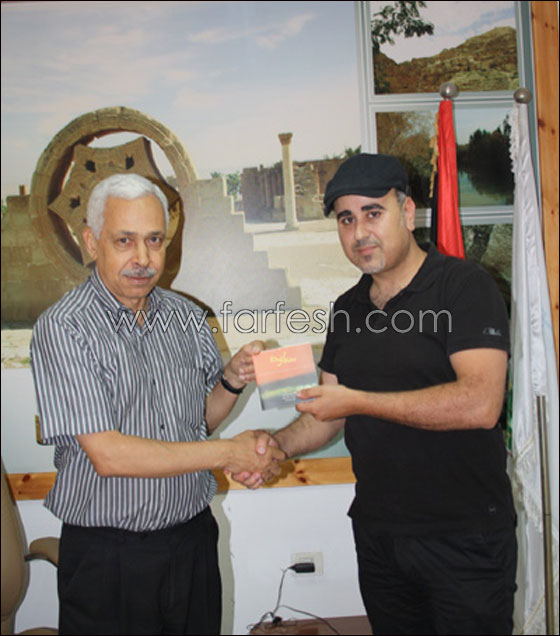 عرض لفيلم عرض لفيلم