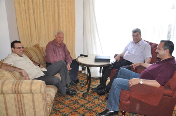 نقابة أطباء الأسنان الفلسطينية تمنح وسام القدس لجمعية أطباء الأسنان العرب صورة رقم 10