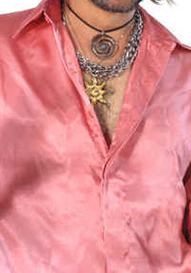 ايران تحظر على الرجال ارتداء السلاسل!!! صورة رقم 1