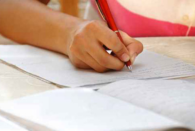 فشلت في امتحان اللغة الالمانية.. فألقت بنفسها من الطابق الثاني!! صورة رقم 1