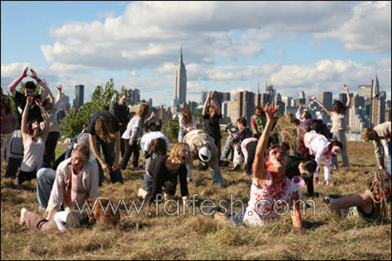 ميسم وأسامة مصري في فيلم مع براد بيت   صورة رقم 5