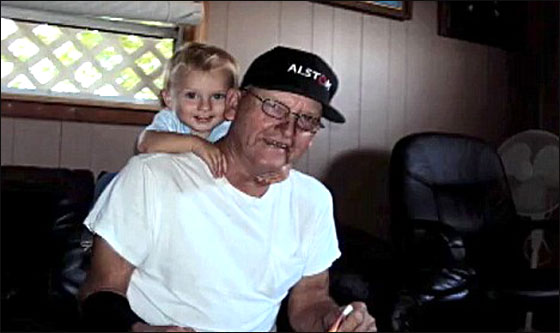 بعد تعرضه لحادث سير قاتل اتصل بزوجته بتاثر: عزيزتي.. انا احتضر صورة رقم 2