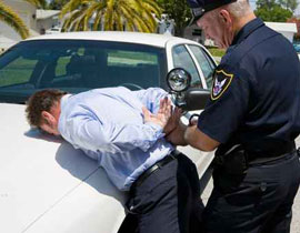 السجن لامريكي شتم سعوديا بسبب لون بشرته! صورة رقم 1