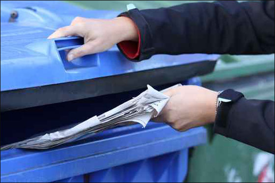 علق في صندوق القمامة.. فتوفي! صورة رقم 1