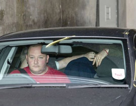 التحقيق مع مراهق بريطاني قام بسلسلة من الهجمات على المواقع! صورة رقم 1 التحقيق مع مراهق بريطاني قام بسلسلة من الهجمات على المواقع! صورة رقم 1