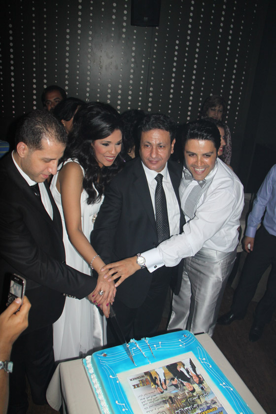 بالصور.. هشام الحاج وأمينة في الملهى الليلي!!      صورة رقم 9