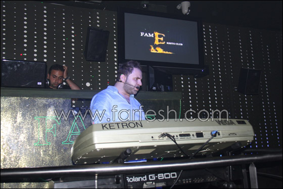 بالصور.. هشام الحاج وأمينة في الملهى الليلي!!      صورة رقم 21