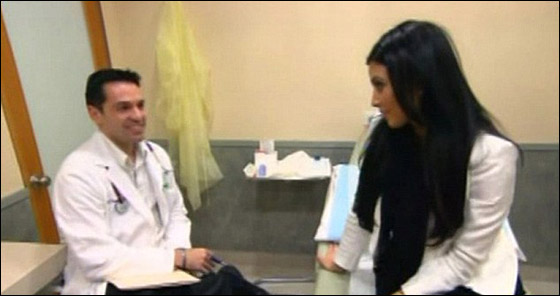 الحقيقة اخيرا: هل خضعت كيم لعملية تجميل في المؤخرة؟!  صورة رقم 2