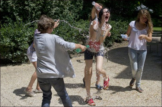 بالصور: الحر الشديد اكثر قسوة من البرد القارس في دول اوروبا!  صورة رقم 6