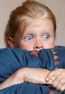 اوغندا: جرس المدرسة يتحول الى قنبلة فعالة تهدد حياة الالاف! صورة رقم 1