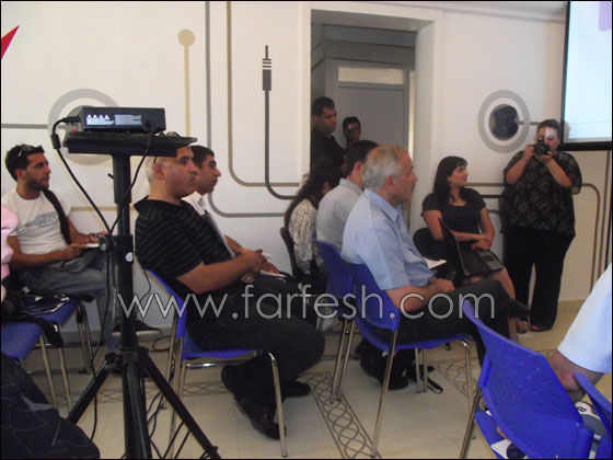 بيزك تفتتح مركز المعرفة الجماهيري لتعليم الحاسوب في الناصرة  صورة رقم 9