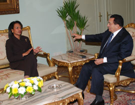 مبارك لرايس: العرب يحتاجون دوما لقبضة حديدية!  صورة رقم 1