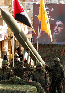 حزب الله يعزز قدراته العسكرية ويمتلك اكثر من 25 الف صاروخ! صورة رقم 1