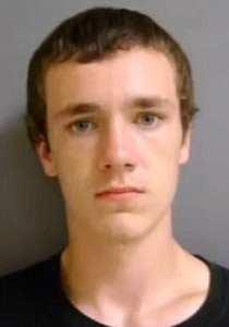 تفاصيل مثيرة.. ثلاثة أشقاء يقتلون والدتهم ويخفون جثتها! صورة رقم 1 تفاصيل مثيرة.. ثلاثة أشقاء يقتلون والدتهم ويخفون جثتها! صورة رقم 1