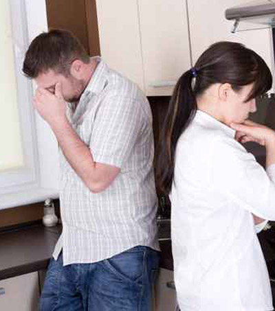 رفض والدها اعادتها له.. فأشعل النار في نفسه! صورة رقم 1 رفض والدها اعادتها له.. فأشعل النار في نفسه! صورة رقم 1