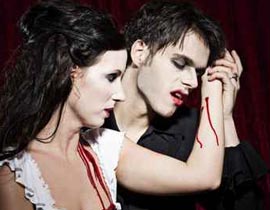 هندي اعتاد على شرب كوب من دم زوجته يوميا طوال 3 سنوات!! صورة رقم 1