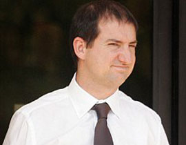 حارس سجن بريطاني مارس النوع مع سجينة فسجن 5 سنوات!! صورة رقم 1