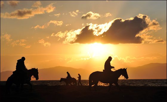 بالصور: مهرجان قيرغيزستان التقليدي.. حضارة وثقافة مميزة صورة رقم 8