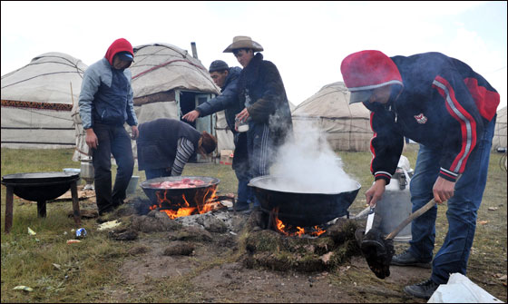بالصور: مهرجان قيرغيزستان التقليدي.. حضارة وثقافة مميزة صورة رقم 9