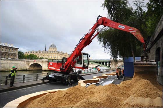 بالصور: باريس تحوّل الشوارع الى ضفاف لنهر السين!  صورة رقم 2