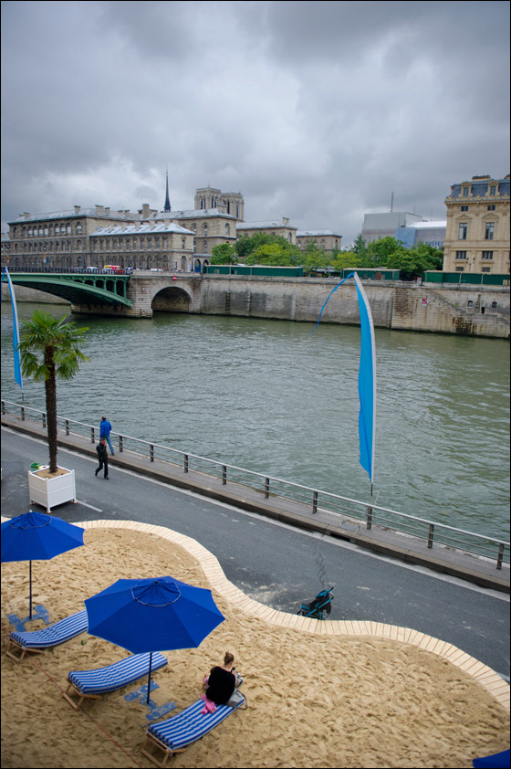 بالصور: باريس تحوّل الشوارع الى ضفاف لنهر السين!  صورة رقم 9