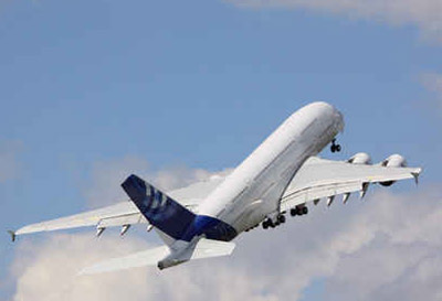 طائرة تهبط اضطراريا بسبب.. دخان الفرن!! صورة رقم 1