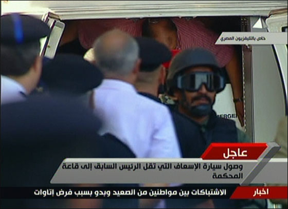 الشارع المصري راض عن المحاكمة التاريخية لمبارك  صورة رقم 6