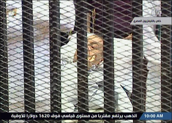 الشارع المصري راض عن المحاكمة التاريخية لمبارك  صورة رقم 7