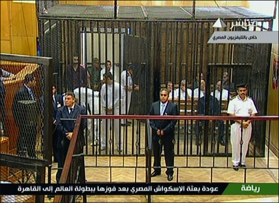 الشارع المصري راض عن المحاكمة التاريخية لمبارك  صورة رقم 5