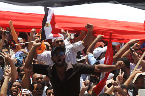 الشارع المصري راض عن المحاكمة التاريخية لمبارك  صورة رقم 15