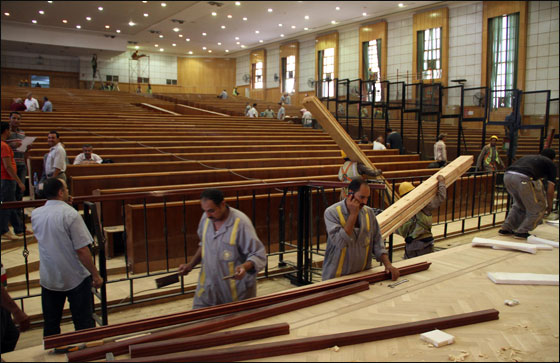 الشارع المصري راض عن المحاكمة التاريخية لمبارك  صورة رقم 24