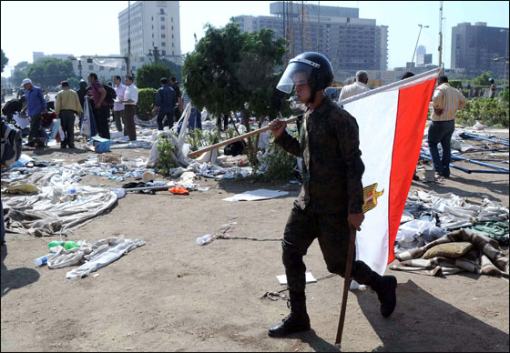 الشارع المصري راض عن المحاكمة التاريخية لمبارك  صورة رقم 21