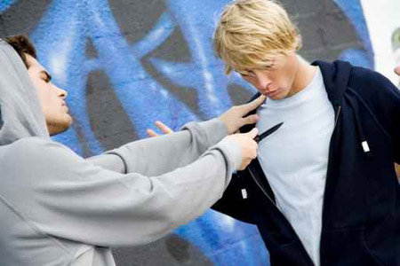 مصر: شجار واطلاق نار وطعن بسبب.. شبشب! صورة رقم 1