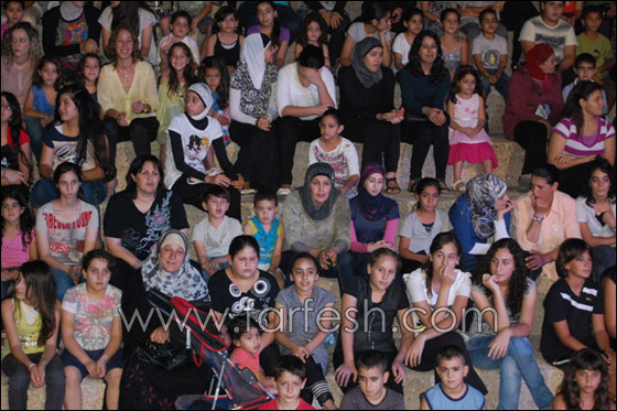 أيمن نحاس ورنا نعرة يُبدعان بأمسية فنية رمضانيّة في الطيرة!   صورة رقم 23