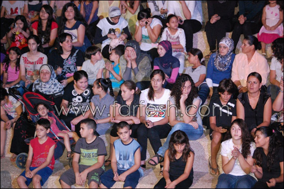 أيمن نحاس ورنا نعرة يُبدعان بأمسية فنية رمضانيّة في الطيرة!   صورة رقم 25